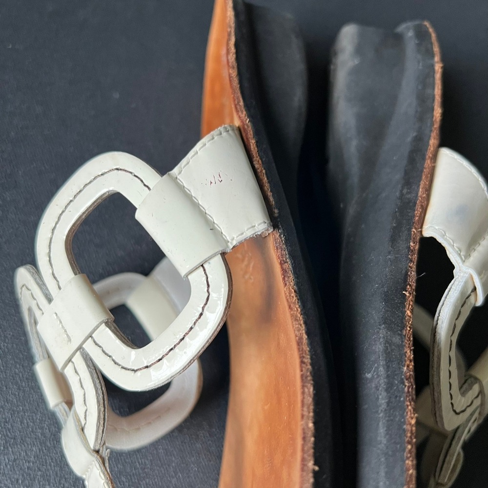 Paul Green White Patent Leather Link Thong Sandals UK 6.5 US 8.5 Flat Boho - Picture 6 of 9